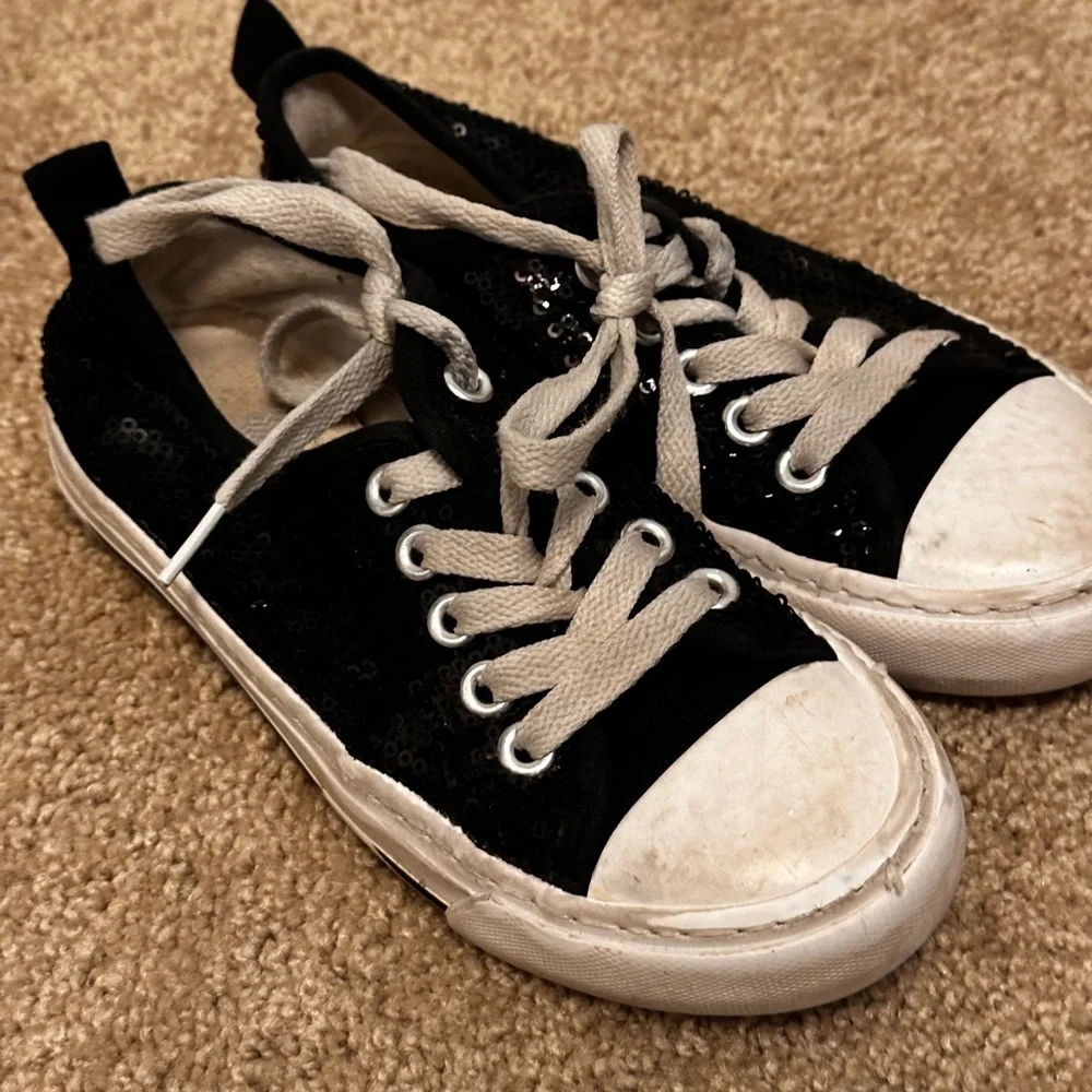 Converse Black Sequin Low Top Sneakers Canvas Lace Up